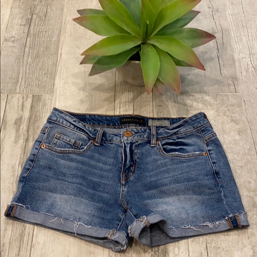 Frayed Aéropostale Midi Jean Shorts